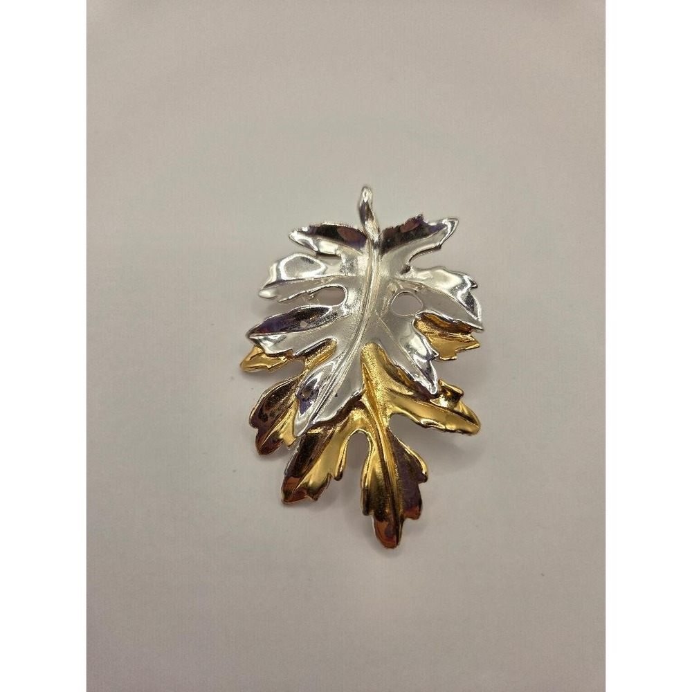 Vintage Judy Lee Style Two Tone Oak Leaf Brooch Pin Brushed Silver Gold Tone